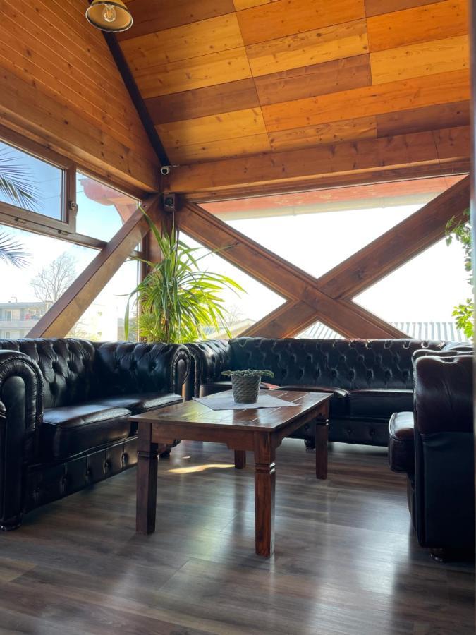 Mlynany Granarollo Penzion Pizzeria מראה חיצוני תמונה